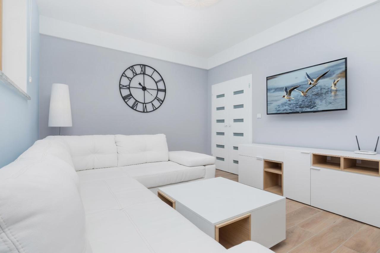 Underground Apartment In A Lux Holiday House Posejdon By Renters Prestige Kołczewo Eksteriør billede