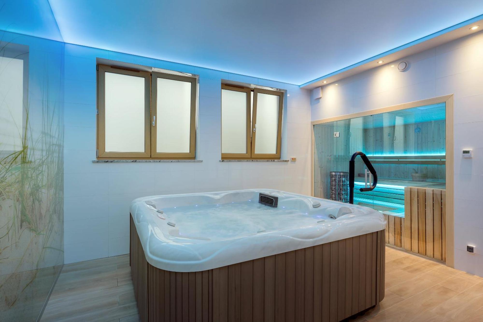 Underground Apartment In A Lux Holiday House Posejdon By Renters Prestige Kołczewo Eksteriør billede